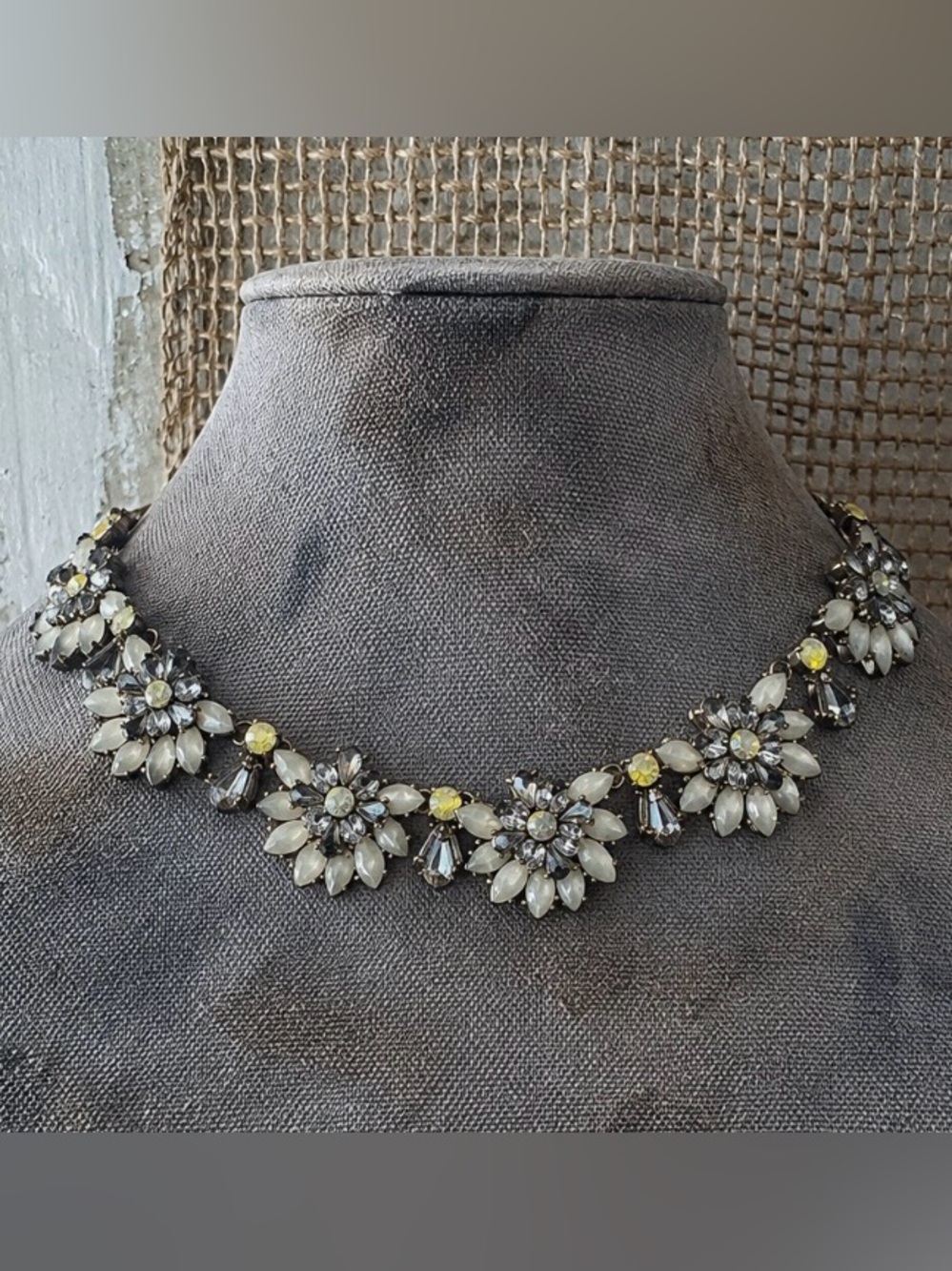 Vintage Floral Rhinestone Statement Necklace | Ivory Crystal Flower